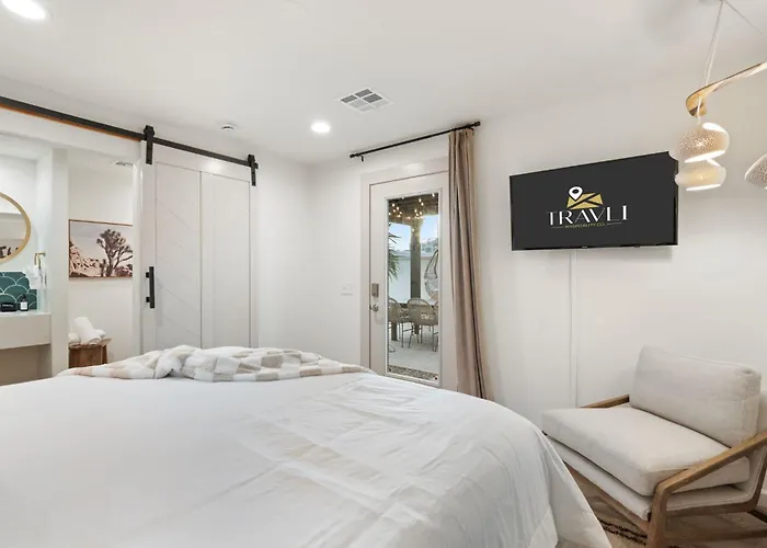 The Casa Del Sol Experience - Old Town *