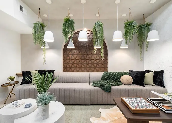 The Casa Del Sol Experience - Old Town Scottsdale